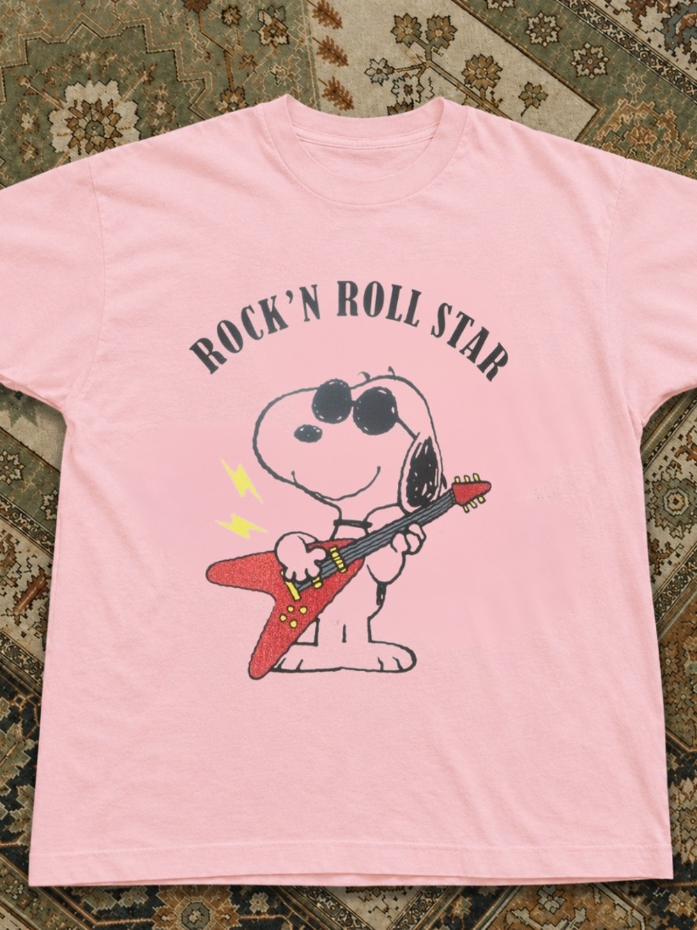 Pink Graphic Tee with 'Rock'n Roll Star' S-noopy Print Vintage Size M